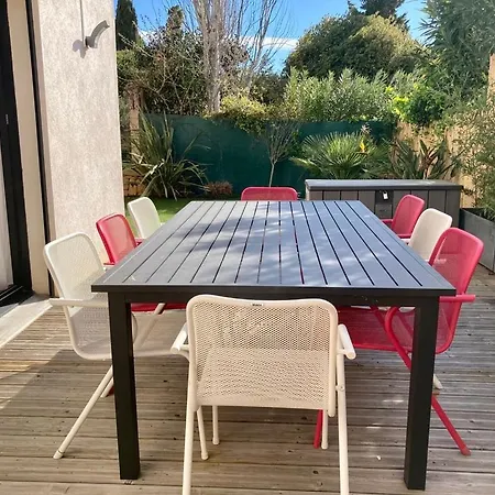 Le Jardin De Flo A Apartment
