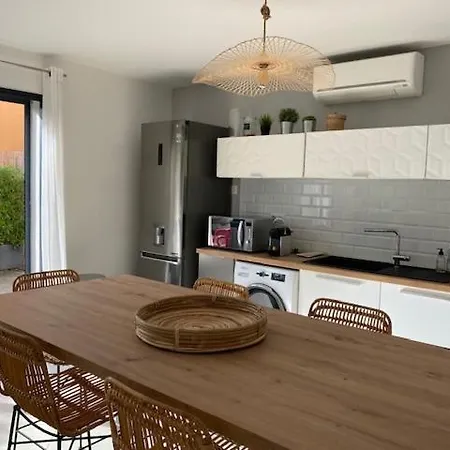 Le Jardin De Flo A Apartment