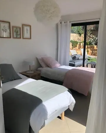 Apartmán Le Jardin De Flo A *
